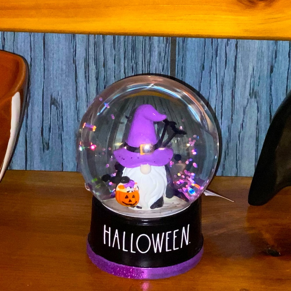 Rae Dunn gnome Globe “Halloween”